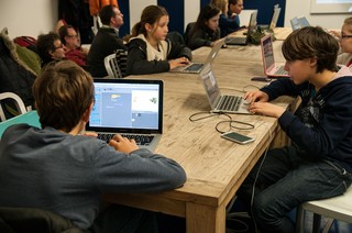 Leiden Observatory host Coderdojo event